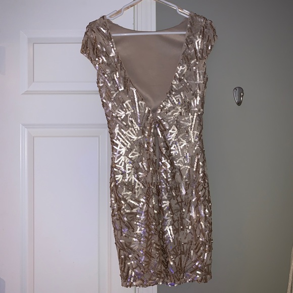 Lulus gold sequined dress - Picture 2 of 4